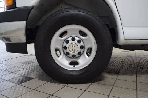 2025 Chevrolet Express 2500