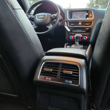 2016 Audi Q5 2.0T quattro Premium