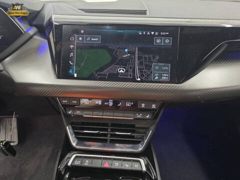 2022 Audi e-tron GT quattro Prestige