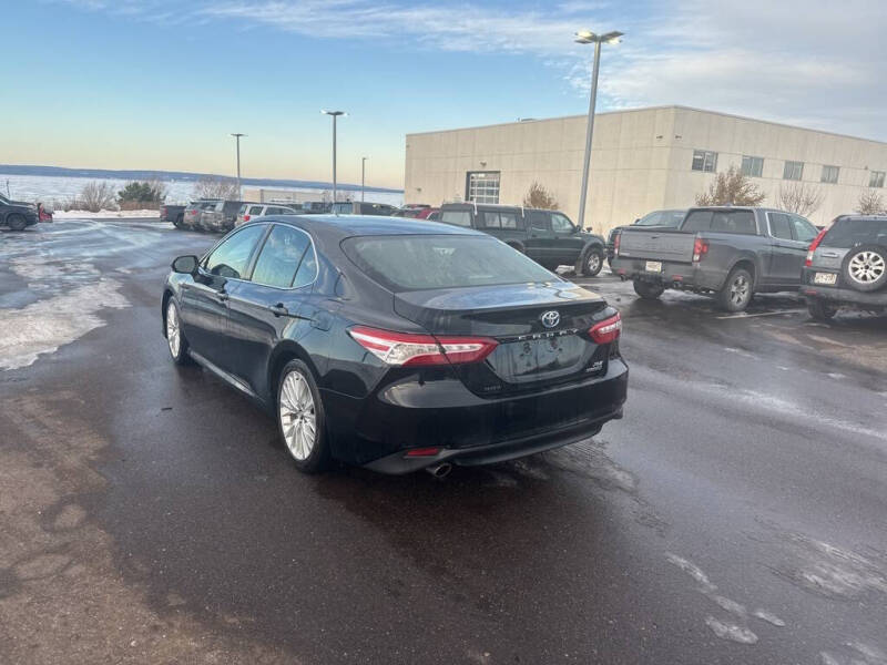 2018 Toyota Camry Hybrid XLE