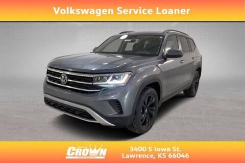2023 Volkswagen Atlas for sale at Crown Automotive of Lawrence Kansas in Lawrence KS