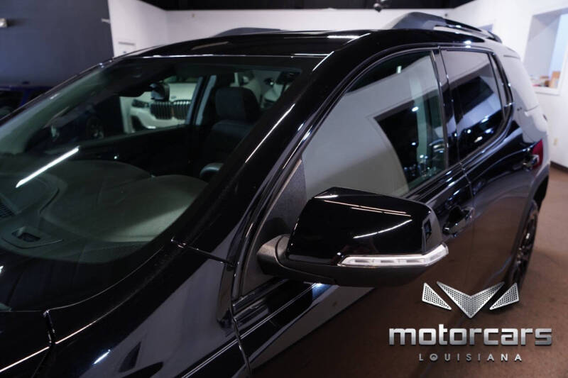 2022 GMC Acadia SLE