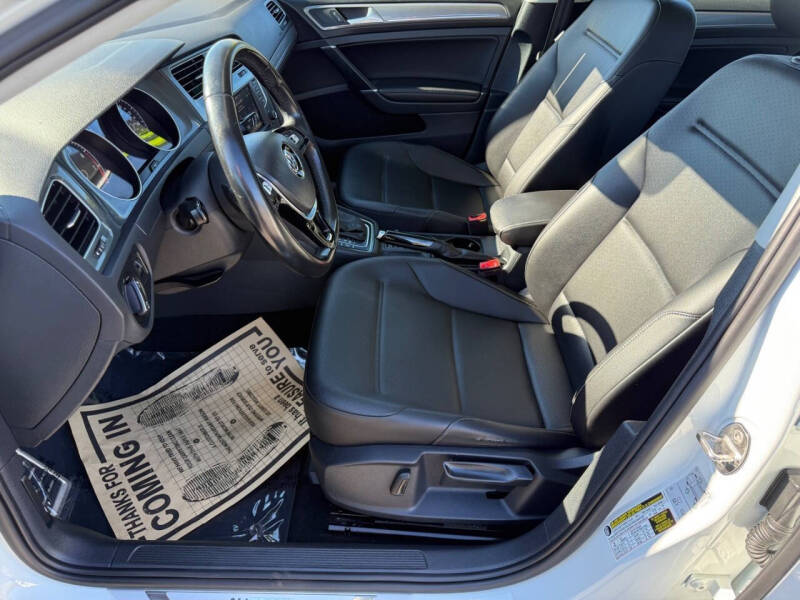 2017 Volkswagen Golf Alltrack TSI S 4Motion