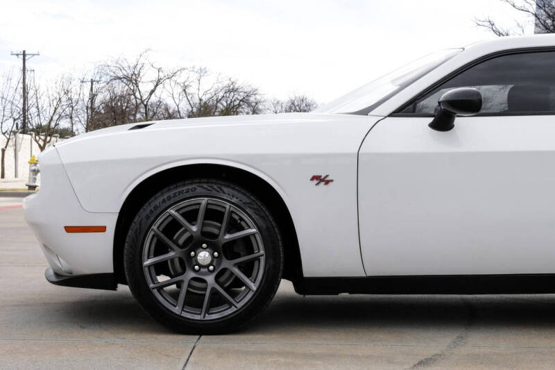 2016 Dodge Challenger