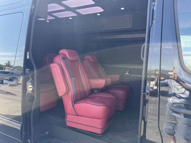 2024 Mercedes-Benz Sprinter 3500XD