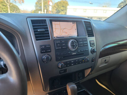 2013 Nissan Armada Platinum