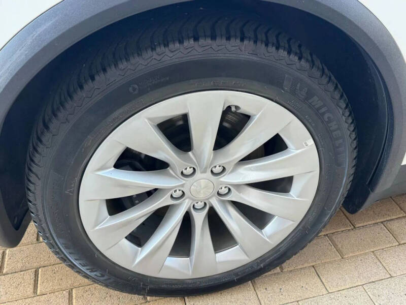 2019 Tesla Model X Long Range