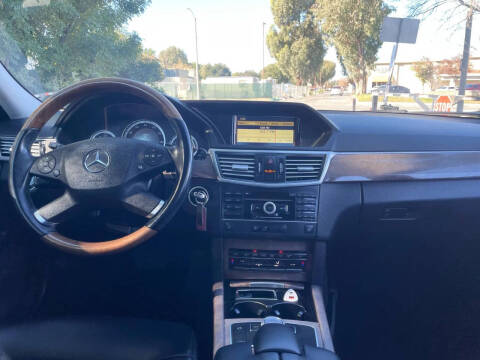2010 Mercedes-Benz E-Class
