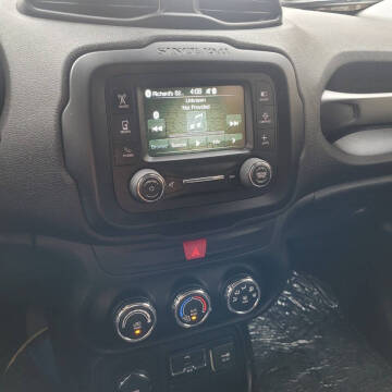 2016 Jeep Renegade Latitude 75th Anniversary