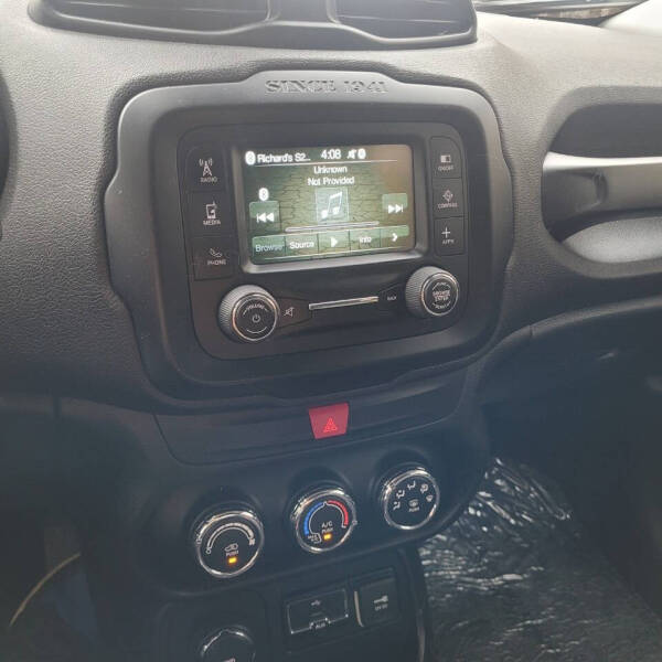 2016 Jeep Renegade Latitude 75th Anniversary