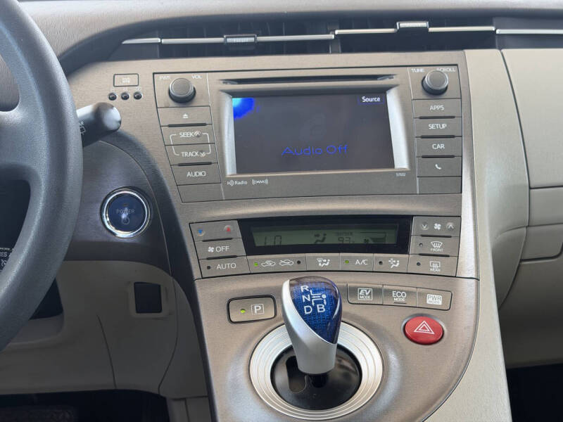 2015 Toyota Prius Three