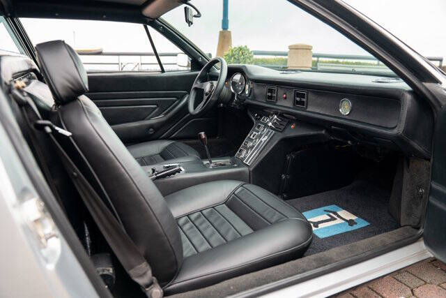 1974 De Tomaso Pantera 32