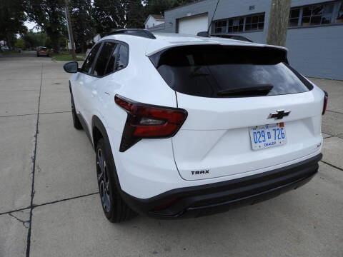 2025 Chevrolet Trax RS
