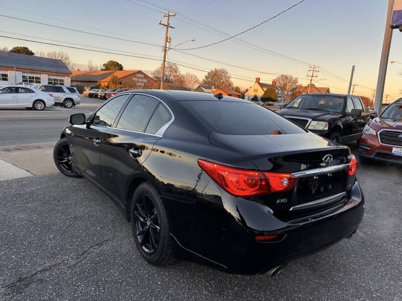 2015 Infiniti Q50 Premium