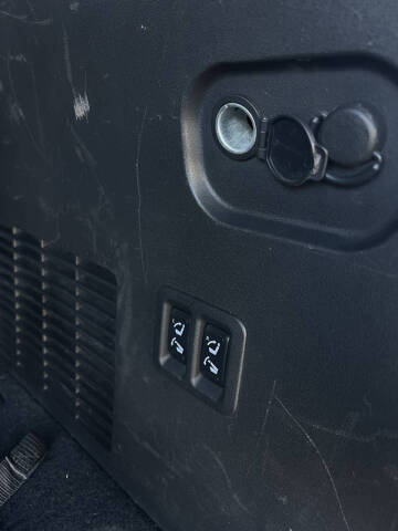 2010 Nissan Armada Platinum