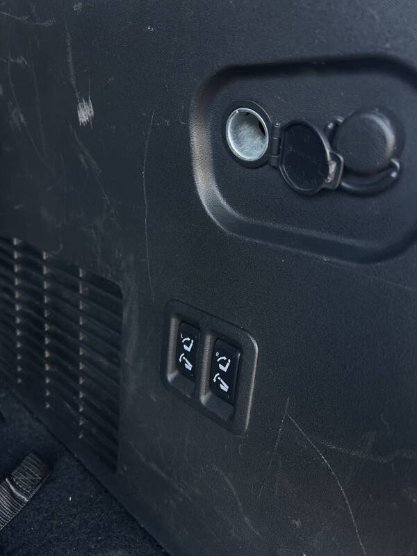 2010 Nissan Armada Platinum