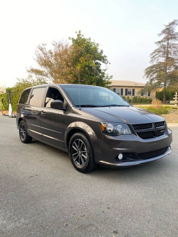 2015 Dodge Grand Caravan for sale at Ameer Autos in San Diego CA