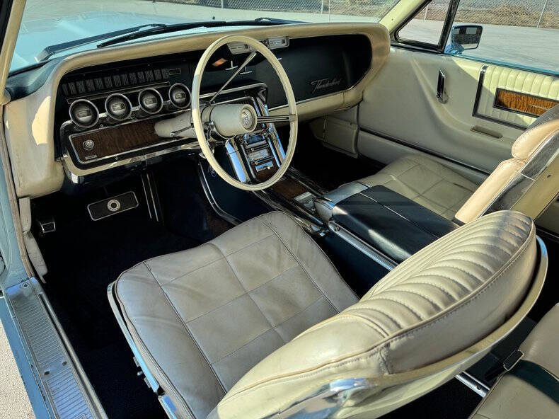 1966 Ford Thunderbird