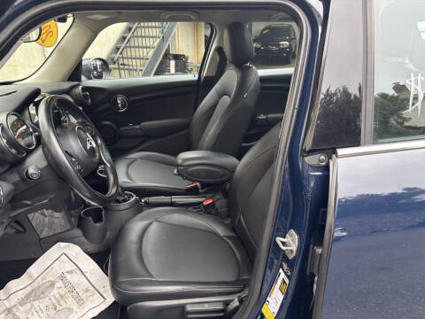 2015 MINI Hardtop 4 Door Cooper