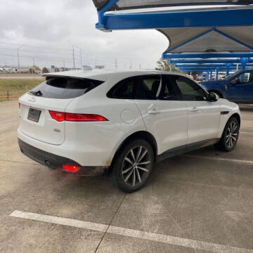 2019 Jaguar F-PACE 30t Prestige