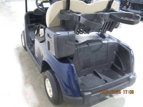 2020 E-Z-GO RXV