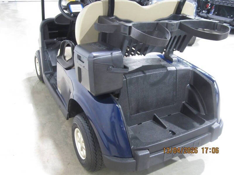 2020 E-Z-GO RXV