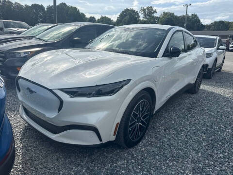 2025 Ford Mustang Mach-E Premium