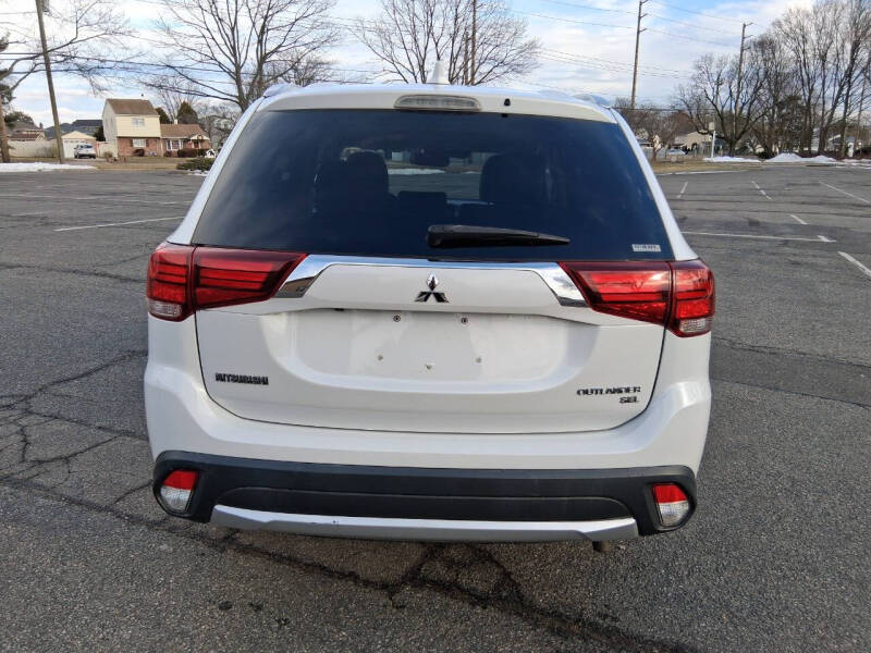 2017 Mitsubishi Outlander SEL