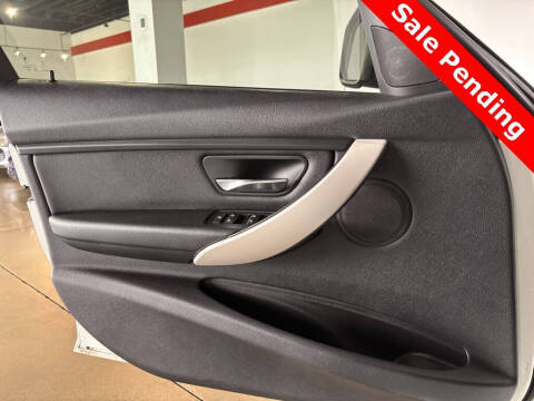 2015 BMW 3 Series 320i