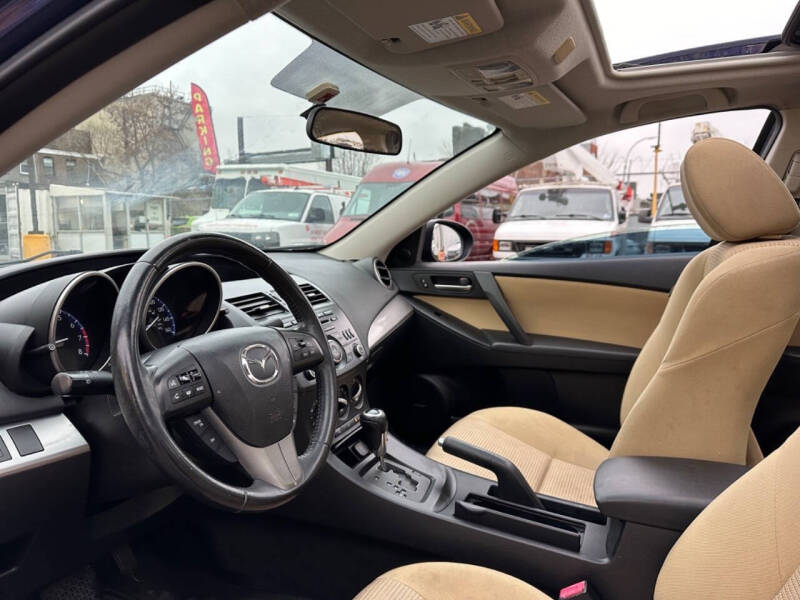 2013 Mazda MAZDA3 i Touring