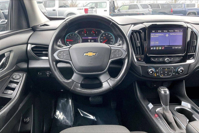 2020 Chevrolet Traverse LT Cloth
