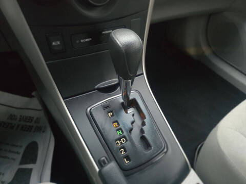 2013 Toyota Corolla LE