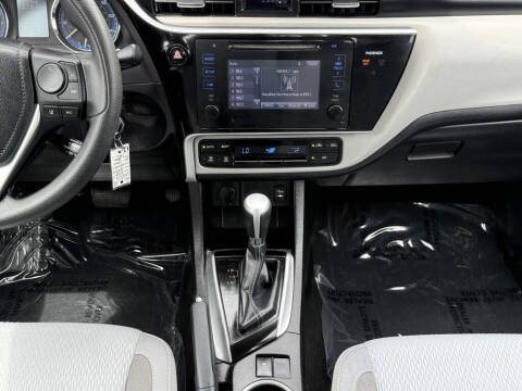 2017 Toyota Corolla LE