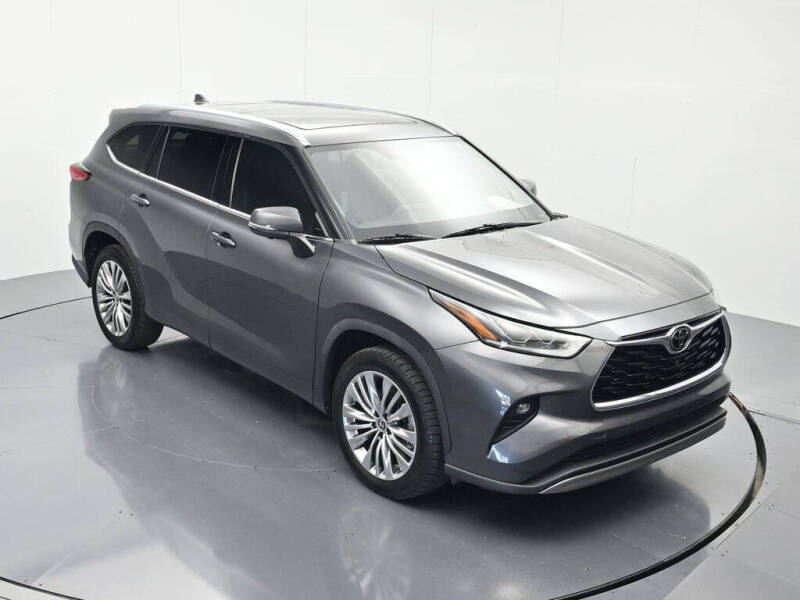 2023 Toyota Highlander Platinum