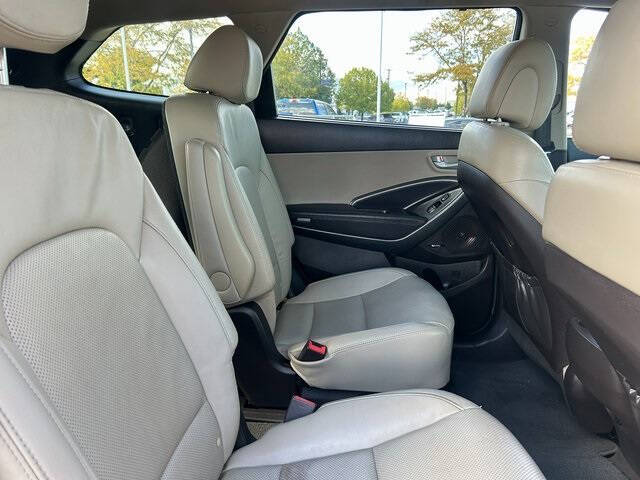 2017 Hyundai Santa Fe Limited Ultimate