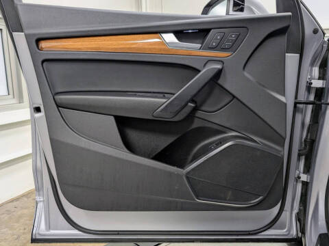 2023 Audi Q5 quattro Premium 40 TFSI