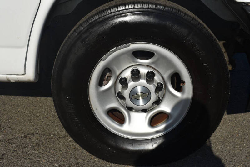 2021 Chevrolet Express 2500