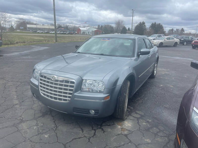 2006 Chrysler 300 for sale at Pine Auto Sales in Paw Paw MI