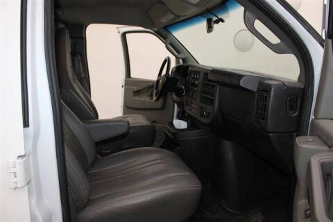 2023 Chevrolet Express 2500