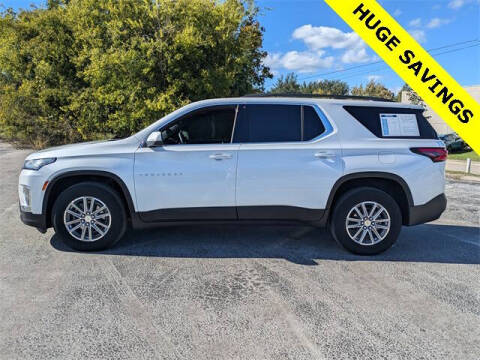 2023 Chevrolet Traverse LT Leather