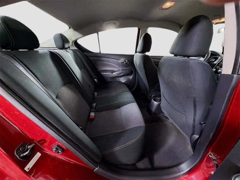 2017 Nissan Versa 1.6 SV