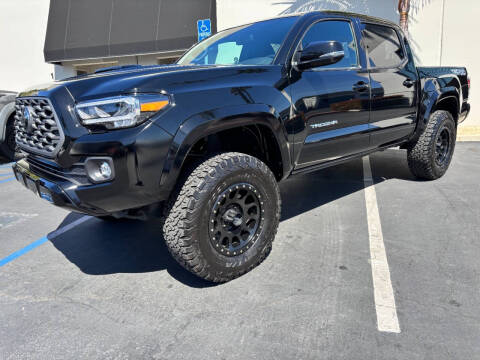 2023 Toyota Tacoma for sale at MANGIONE MOTORS ORANGE COUNTY in Costa Mesa CA