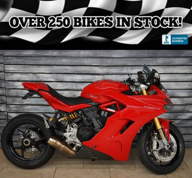 2017 Ducati Supersport S Red