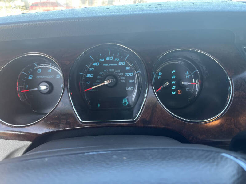 2010 Ford Taurus Limited