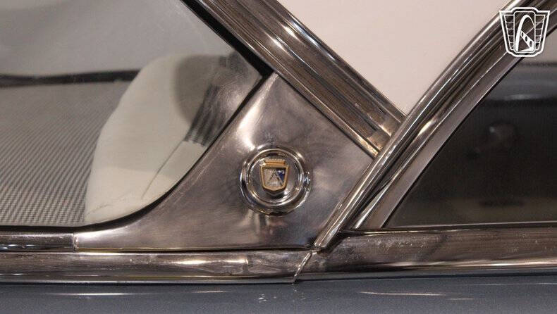 1954 Ford Crestline