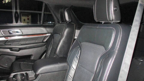 2017 Ford Explorer Platinum