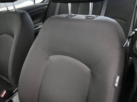 2019 Nissan Versa S Plus