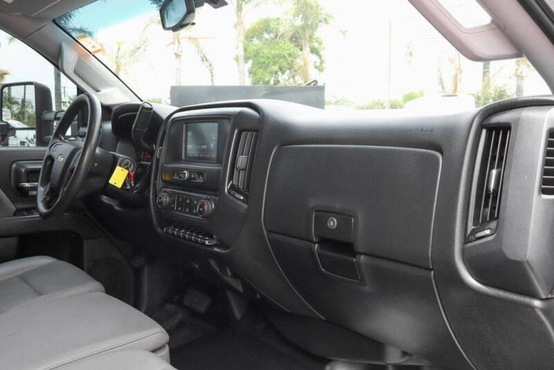 2020 Chevrolet Silverado 6500HD
