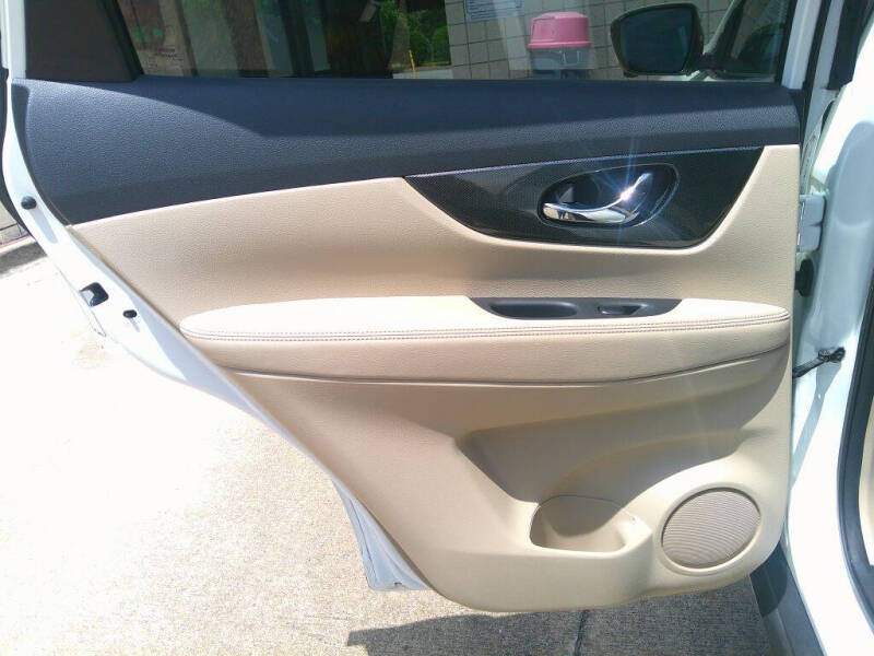 2016 Nissan Rogue SL