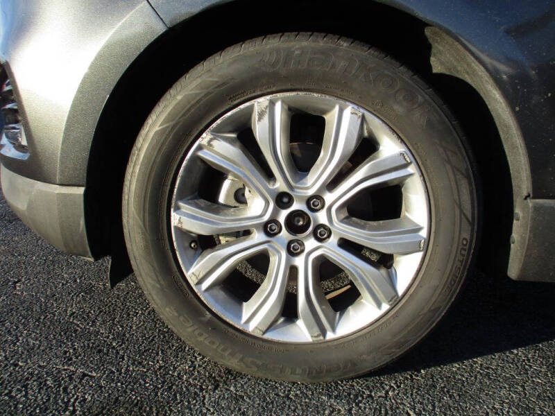 2019 Ford Edge Titanium